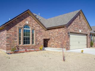 1021 Golden Leaf Dr, Oklahoma City OK  73160-6788 exterior