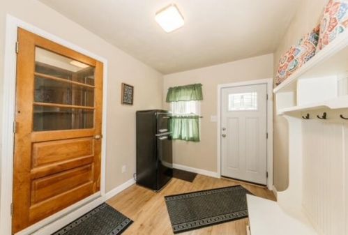 12449 Pilot Dr, Thiensville WI  exterior