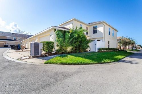 3009 Auriga Dr, Orlando FL  32828-9369 exterior