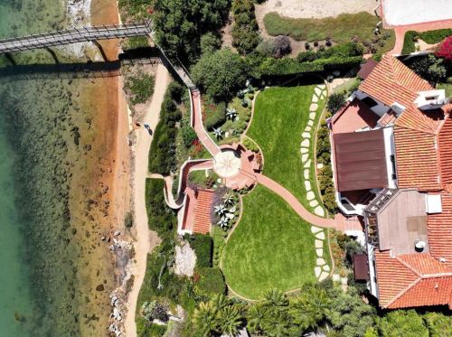 2900 Nichols St, San Diego CA 92106-3426 exterior