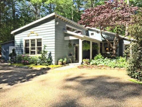 55 Potter Ln, Highlands, NC 28741-0066