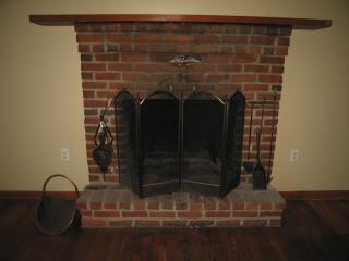 736 Locust Ln, Littlestown PA  17340-9650 exterior