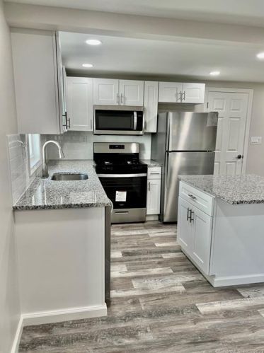 444 Berkshire Ave, Bridgeport CT  06608-1337 exterior