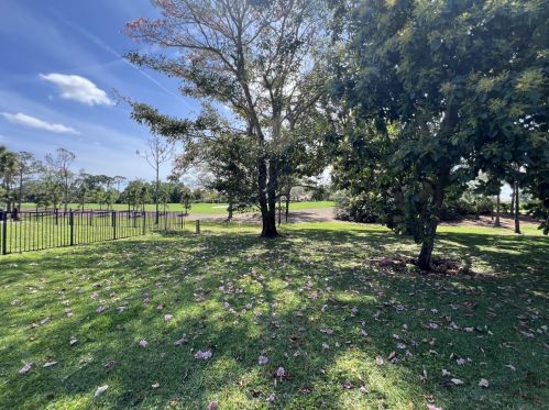 4456 Hickory Dr, West Palm Beach, FL 33418-3908