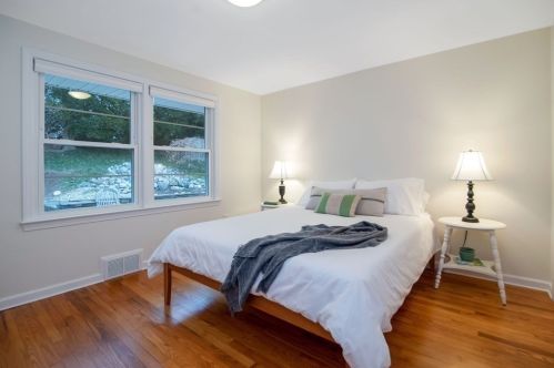 1110 Amostown Rd, West Springfield MA  01089-4309 exterior