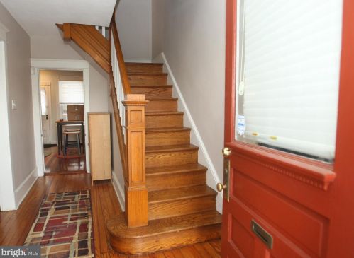 1616 14th St, Wilmington, DE 19806-4002