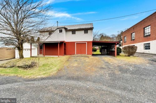405 Warren St, Molino PA  17961-1833 exterior