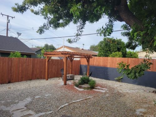 4756 Fir St, Pico Rivera CA  90660-2222 exterior