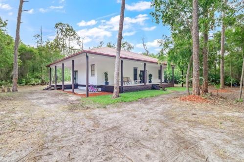 11025 Laertes Ln, Naples, FL 34114-8506