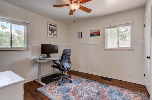 3090 Jasmine St, Denver CO 80207-2117 exterior