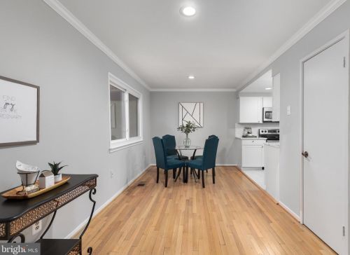 2271 Wheelwright Ct, Herndon VA  20191-2337 exterior