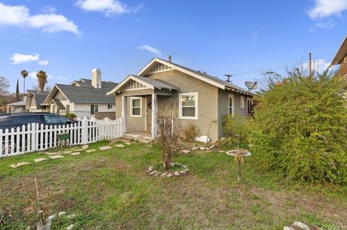 3407 Spruce St, Riverside, CA 92501-2228