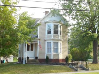 131 Main St, Altamont, NY 12009-6229