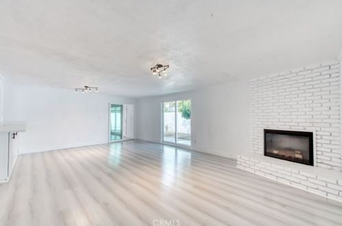 4747 Kaviland Ave, Fresno CA  93725-1716 exterior