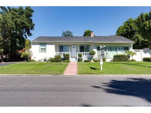 1057 Morada Pl, Altadena CA  91001-3141 exterior