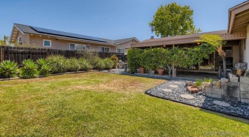 6718 Casselberry Way, San Diego CA  92119-2203 exterior