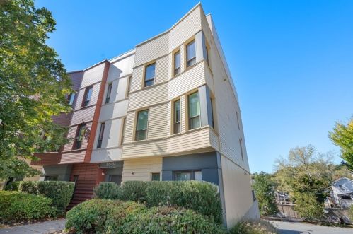 143-171 Hyde Park Ave, Boston MA  02130-4168 exterior