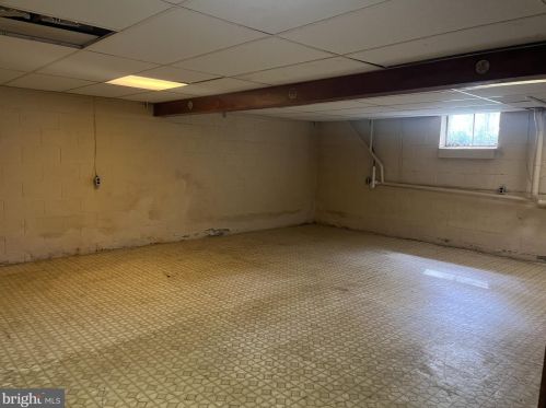 103 Meadowood Dr, Lansdale PA 19446-1610 exterior