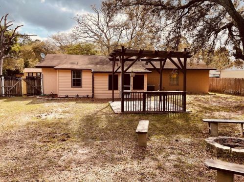 581 Blue Springs Ct, Orange City FL  32763-6444 exterior