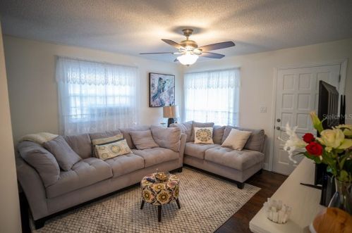 4287 Cynthia St, Orlando FL 32811-4228 exterior