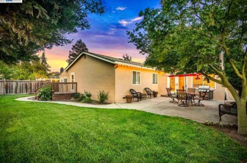 17 Haven Pl, San Ramon CA  94583-3315 exterior