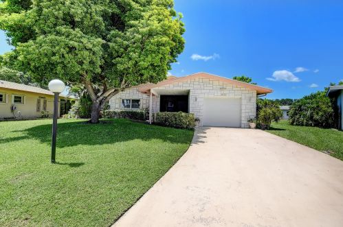 13797 Kaiser Trl, Delray Beach, FL 33484-1515
