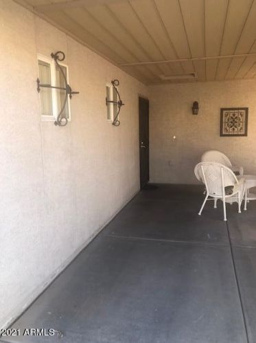6878 Oakmont Dr, Chandler, AZ 85249-8701
