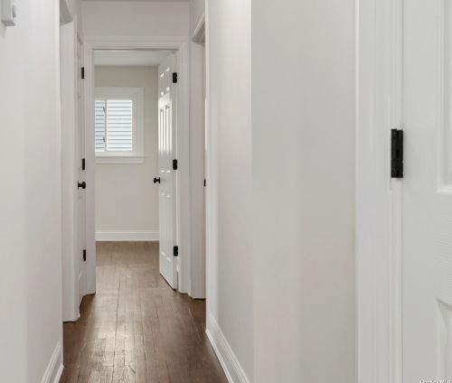 40 West Dr, San Remo NY  11754-3815 exterior