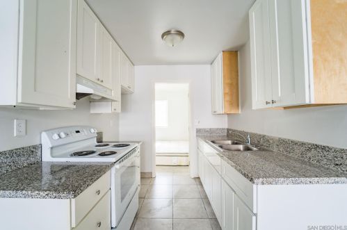 3845 Chamoune Ave, San Diego CA 92105-1804 exterior