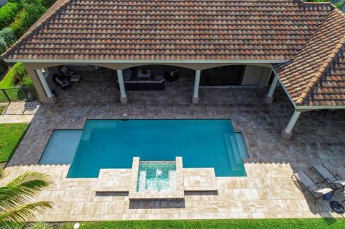 4245 Deephaven Ln, Naples FL 34119-8616 exterior