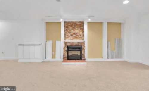 20 Cool Springs Ln, Charles Town WV  25414-4647 exterior