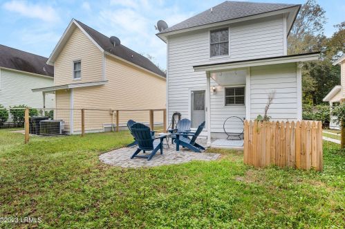 1305 Broad St, Beaufort SC  29902-6373 exterior