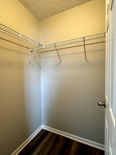 2133 Hierarch Ct, Darbydale OH  43123-1399 exterior