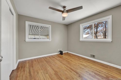 4369 Logan St, Englewood CO  80113-5820 exterior