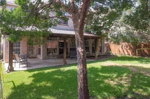 4500 Sandra Lynn Dr, Lewisville TX  75022-1004 exterior