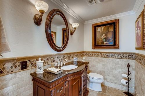 7535 Jerez Ct, Carlsbad CA  92009-7467 exterior