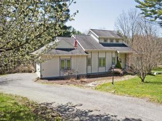 124 Yellow Creek Rd, Harmony, PA 16037-7908