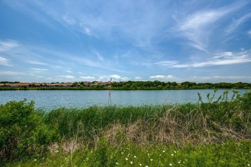 3604 Tuscan Hl Cir, Denton TX  76210-8066 exterior