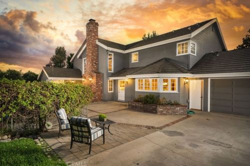 1022 Oak Canyon Ln, Glendora CA  91741-2256 exterior