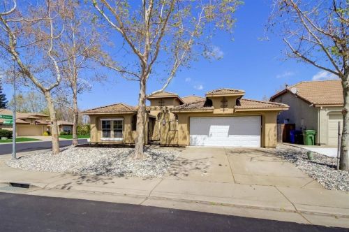 10001 Mosaic Way, Elk Grove, CA 95757-5958