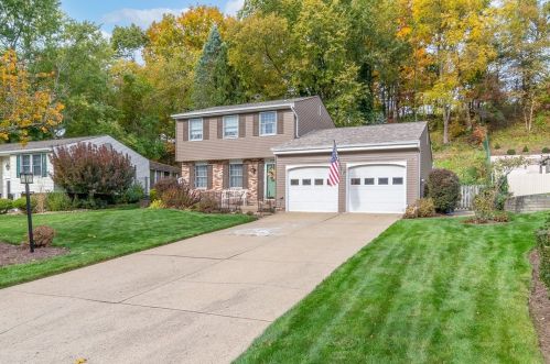 2989 Derbyshire Dr, Library, PA 15129-9341