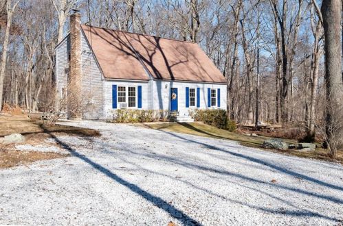 270 Mile Creek Rd, Lyme, CT 06371-1816