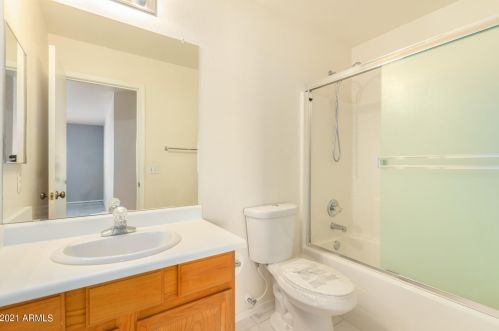 4138 Cactus Wren Dr, Phoenix AZ 85051-8186 exterior