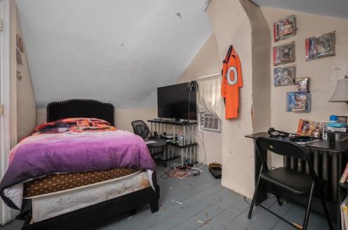 1009 Wilkes Barre St, Easton PA  18042-6381 exterior