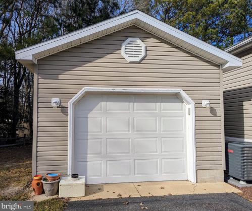 33328 Lakeshore Cir, Millsboro, DE 19966-5939
