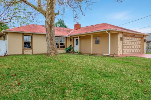 8606 Winter Haven Dr, Port Richey, FL 34667-4146