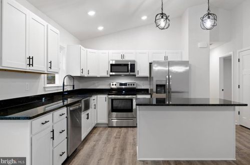 12601 Wilderness Park Dr, Spotsylvania VA  22551-8114 exterior