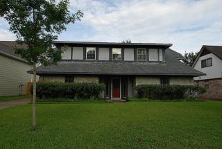 1815 Pinewood Ct, Sugar Land TX  77498-2236 exterior