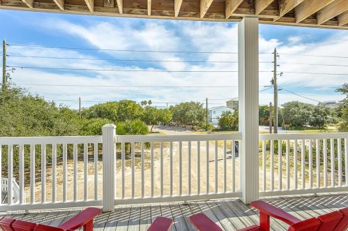 949 Gulf Beach Dr, Saint George Island FL  32328-3002 exterior