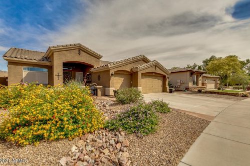 4717 Firestone Dr, Chandler, AZ 85249-7389